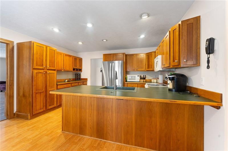 8 Elliot Road West Middlesex, PA 16159 - Photo 3 of 31 Gallery Image 3