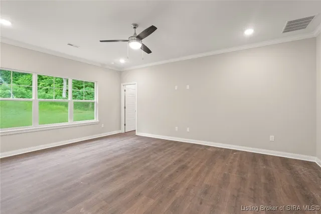 $319,900 | 833 Kings Court, Memphis, IN 47143