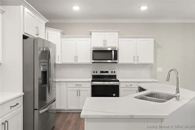 $319,900 | 833 Kings Court, Memphis, IN 47143