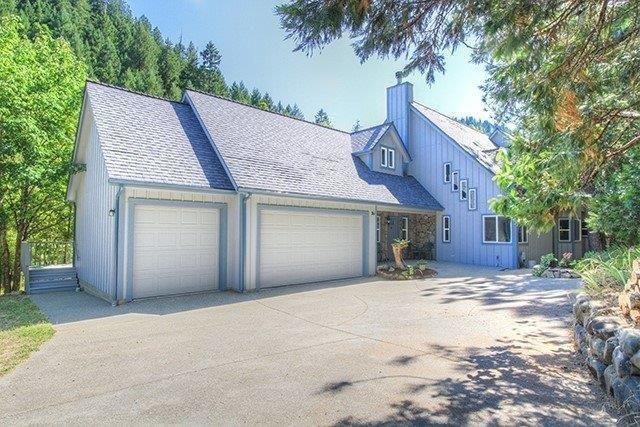 3891 Granite Hill Road Grants Pass, OR 97526 - Photo 2 of 32 Granite view 2