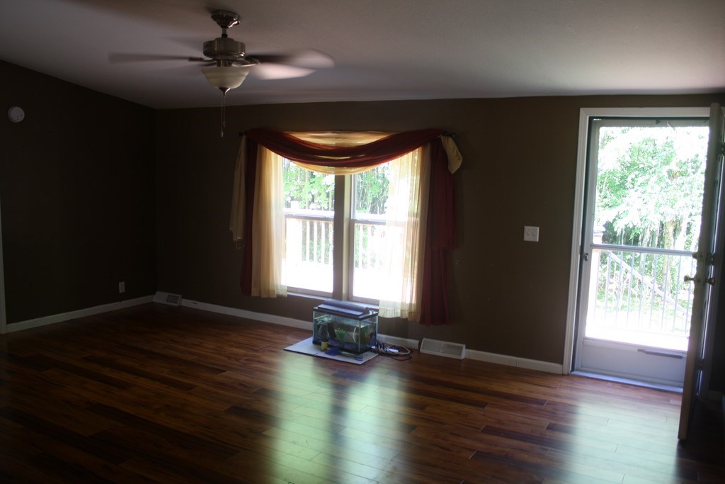 7950 East Baseline Road Mount Pleasant, MI 48858 - Photo 10 of 31 1812932-9.JPG