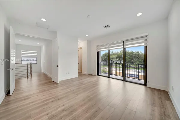 $7,000 | 1454 Southwest 23rd Street, Fort Lauderdale, FL 33315
