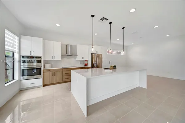 $7,000 | 1454 Southwest 23rd Street, Fort Lauderdale, FL 33315