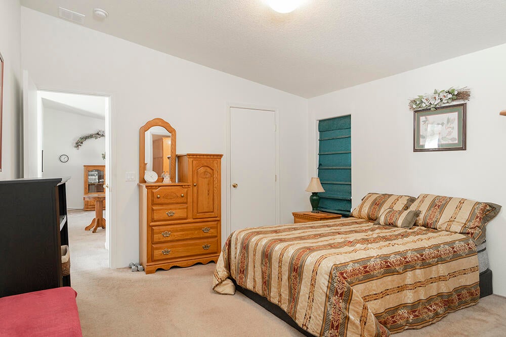 5076 Leonard Road, Unit 105 Grants Pass, OR 97527 - Photo 16 of 50 15