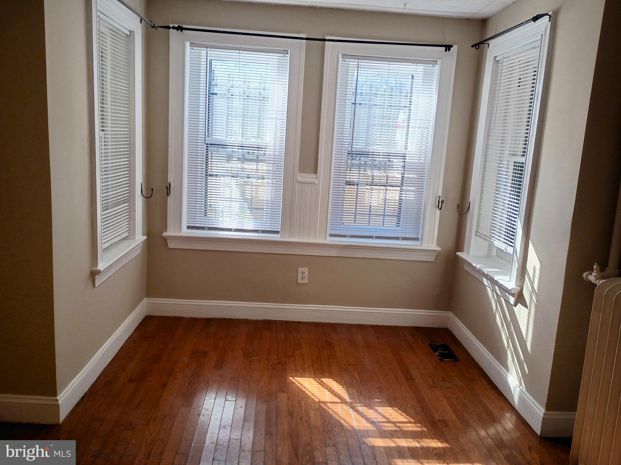 514 11th Street Southeast, Unit B Washington, DC 20003 - Photo 2 of 8