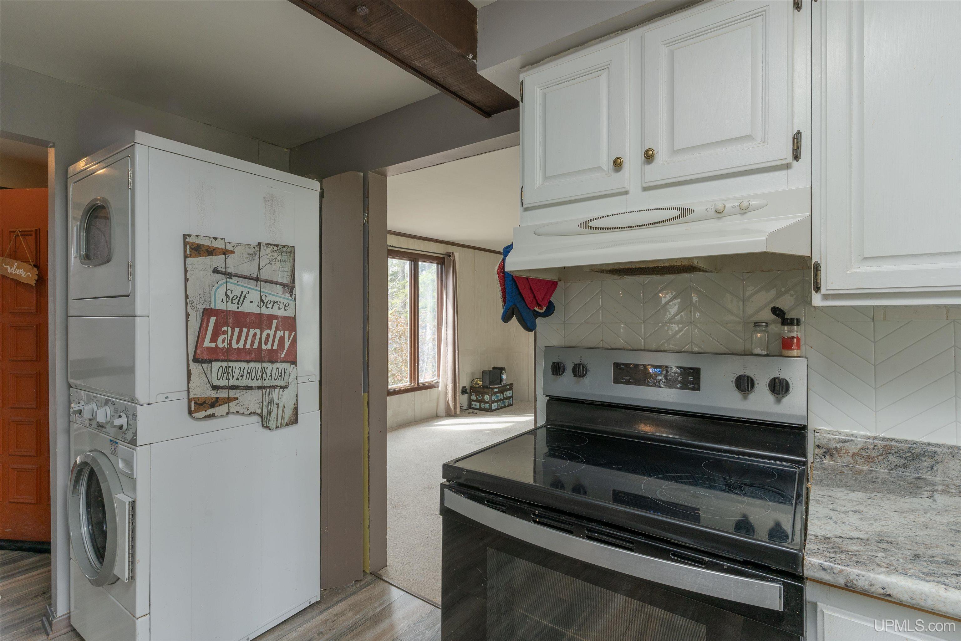 645 East Hunter Road Iron River, MI 49935 - Photo 5 of 37