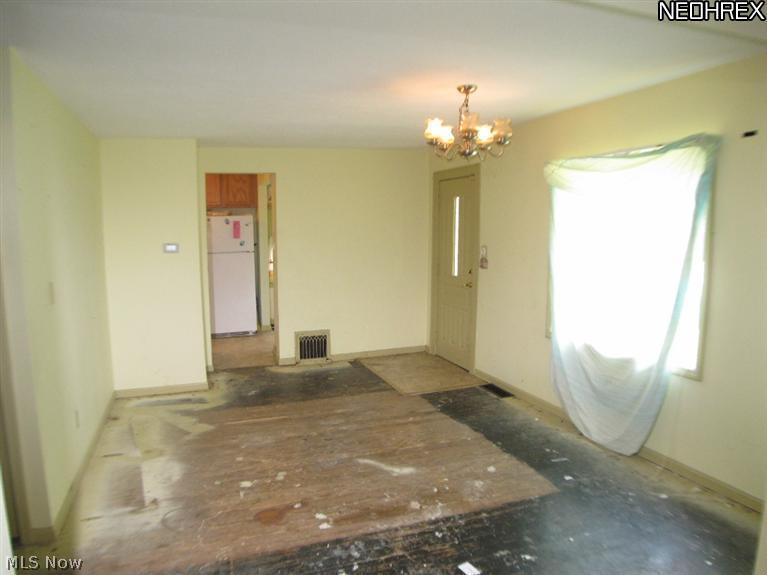 1023 Jacoby Road Akron, OH 44321 - Photo 3 of 22