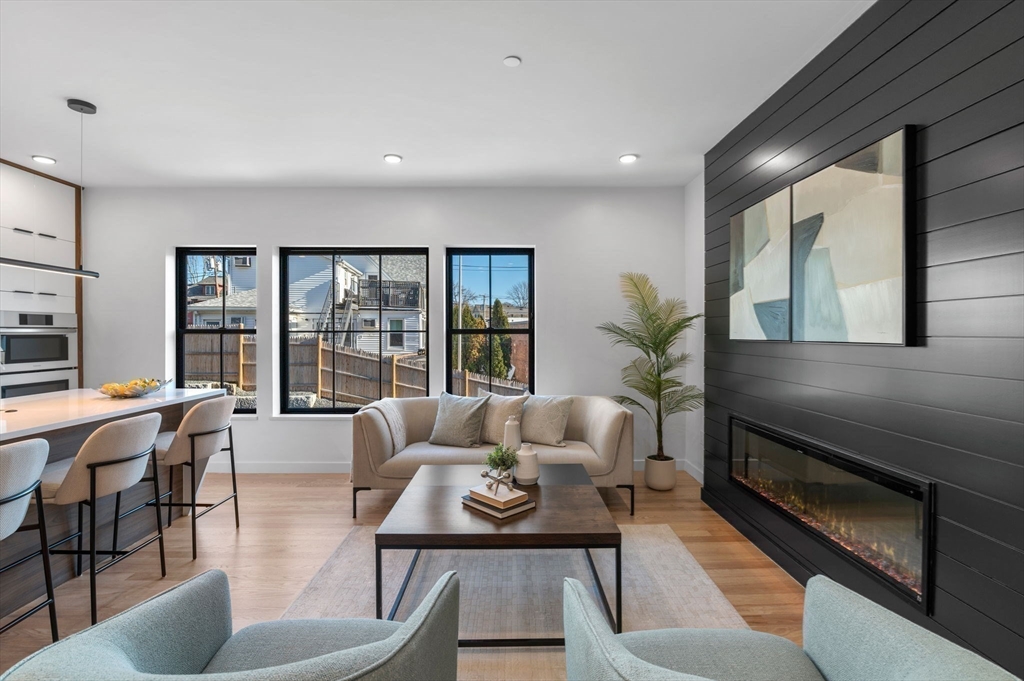 11 Boynton Street, Unit 104 Swampscott, MA 01907 - Photo 17 of 42