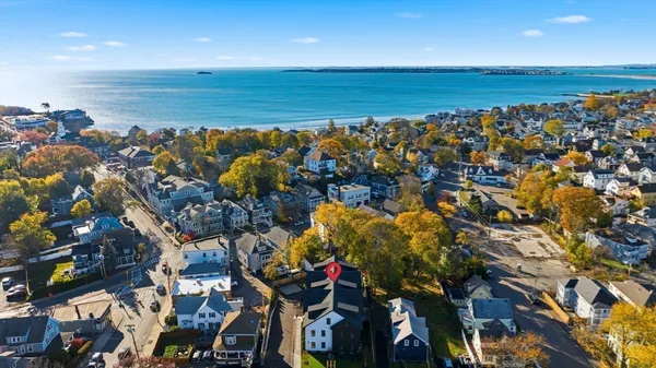 $699,000 | 11 Boynton Street, Unit 104, Swampscott, MA 01907