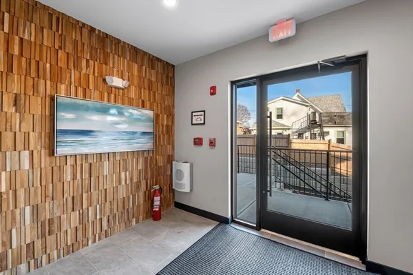 $699,000 | 11 Boynton Street, Unit 104, Swampscott, MA 01907