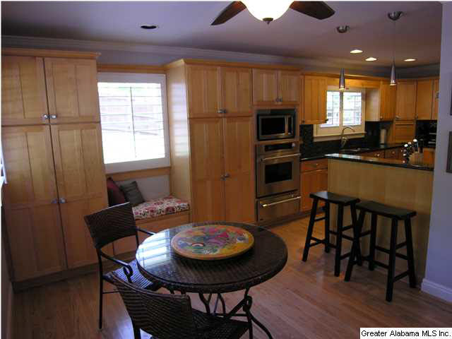 1546 Saulter Road Birmingham, AL 35209 - Photo 5 of 31