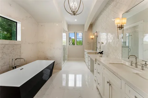 $2,099,000 | 3202 Glen Haven Boulevard, Houston, TX 77025