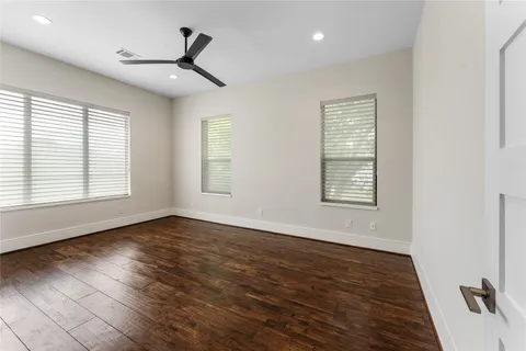 $2,099,000 | 3202 Glen Haven Boulevard, Houston, TX 77025