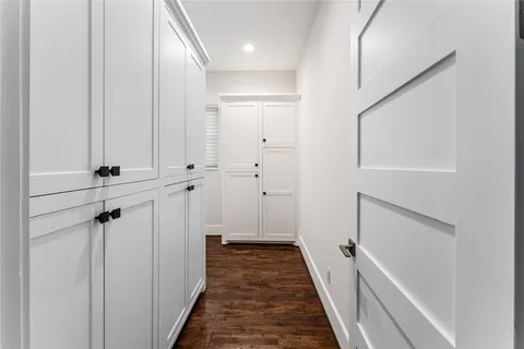 $2,099,000 | 3202 Glen Haven Boulevard, Houston, TX 77025