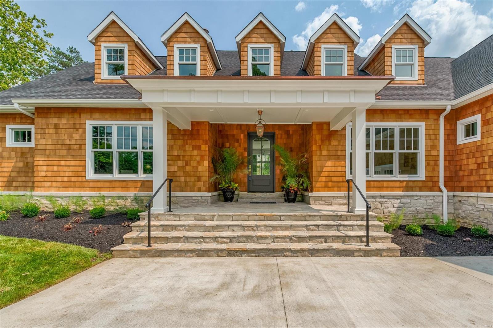 2 Daniel Road Ladue, MO 63124 - Photo 2 of 32 Gallery Image 2