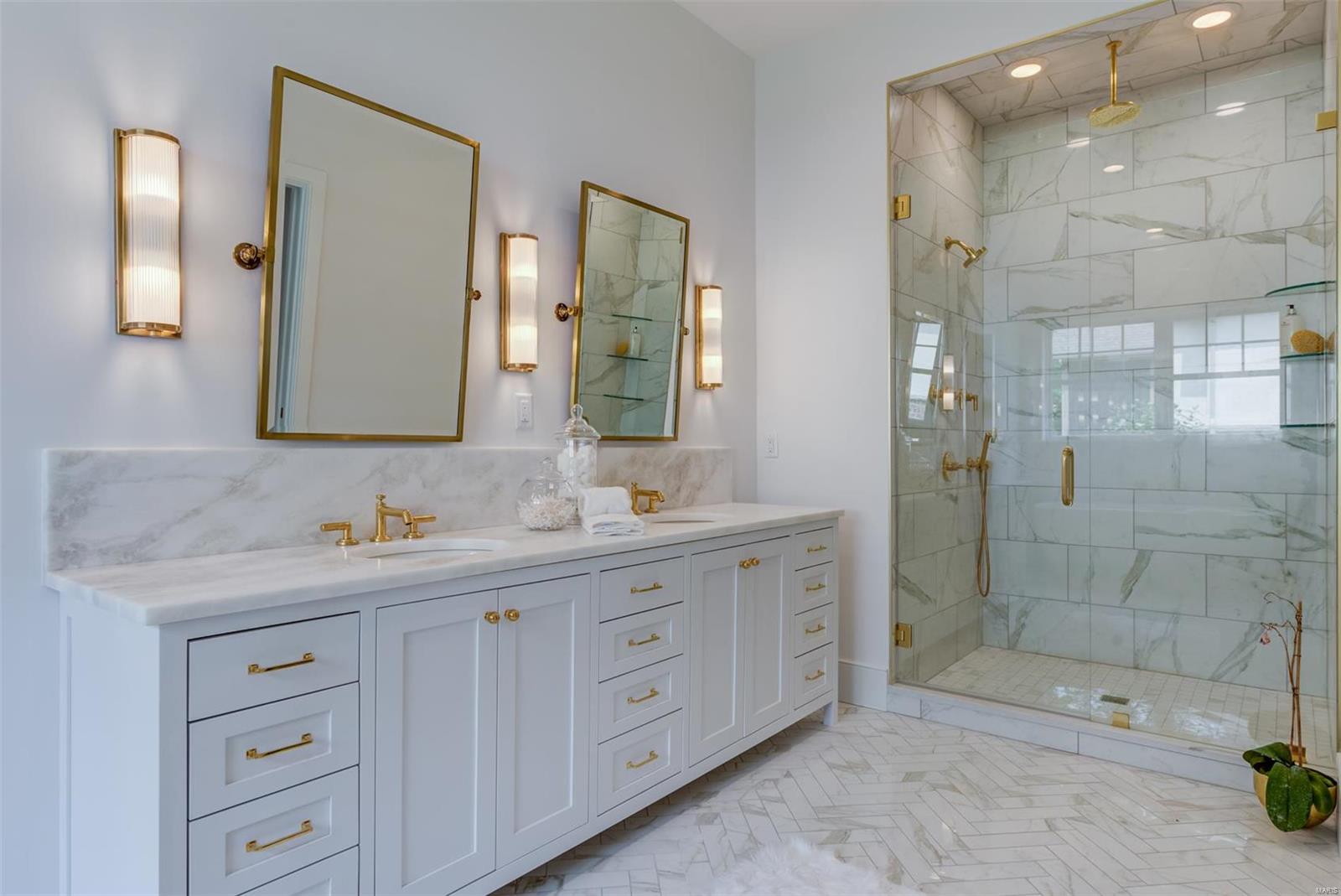 2 Daniel Road Ladue, MO 63124 - Photo 19 of 32 Gallery Image 19