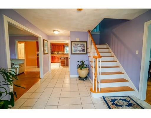 18 Cobblestone Way Billerica, MA 01862 - Photo 9 of 30 a view of entryway and hall
