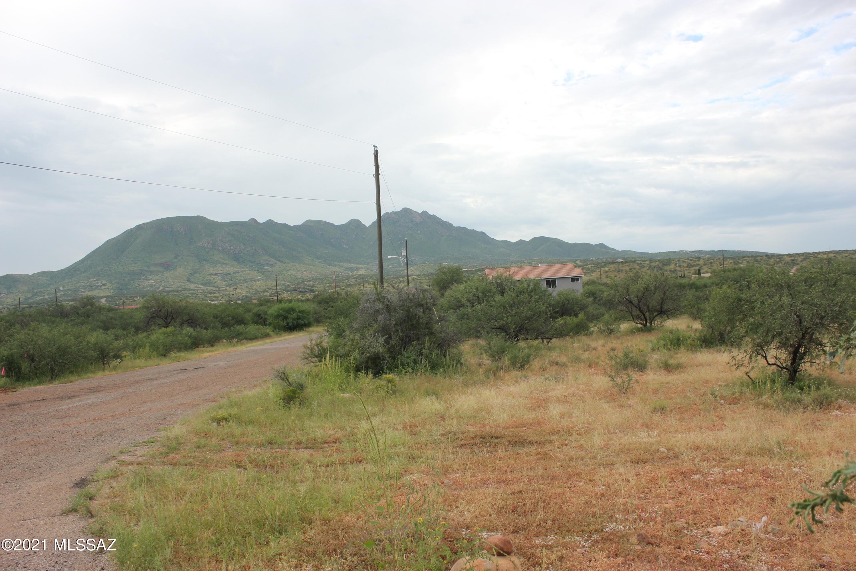 1880 Circulo Colombia, Unit 208 Rio Rico, AZ 85648 - Photo 2 of 3
