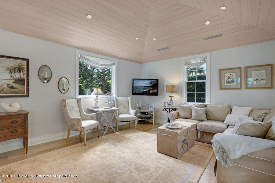 227 Eden Road Palm Beach, FL 33480 - Photo 11 of 18 Family Room