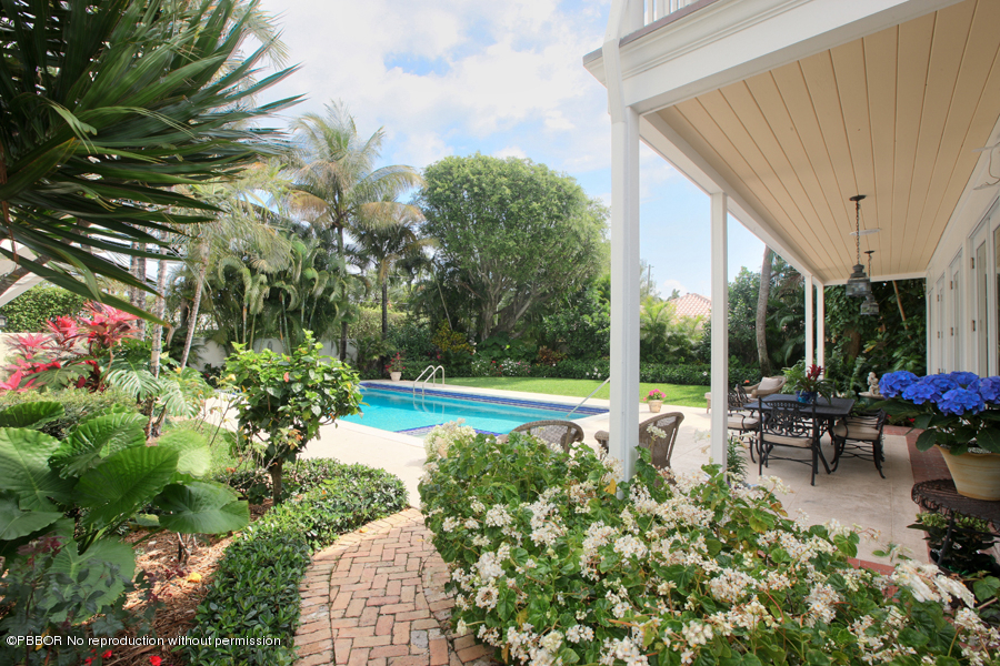 227 Eden Road Palm Beach, FL 33480 - Photo 14 of 18 Landscaping and Pool