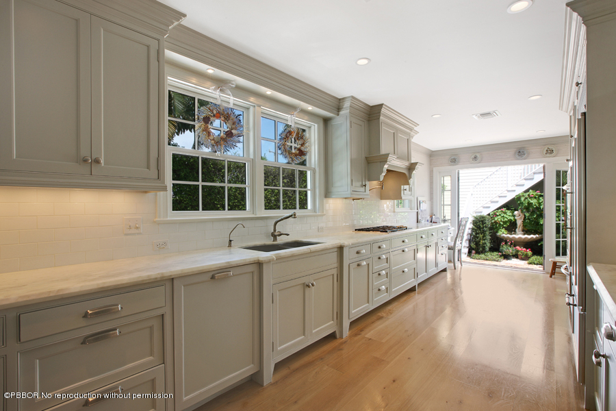227 Eden Road Palm Beach, FL 33480 - Photo 5 of 18 Kitchen