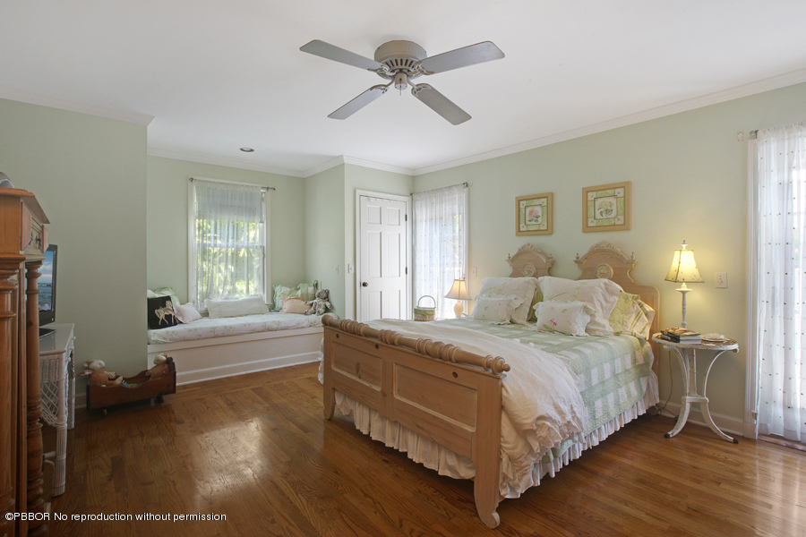 227 Eden Road Palm Beach, FL 33480 - Photo 8 of 18 Guest Bedroom