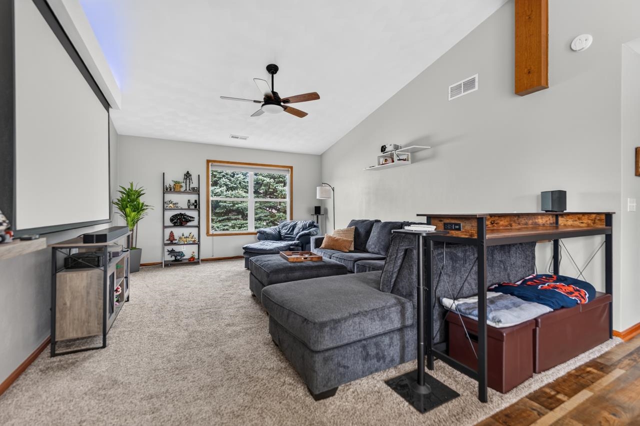 10149 Monarch Road, Unit 119A Roscoe, IL 61073 - Photo 6 of 21 Gallery Image 6