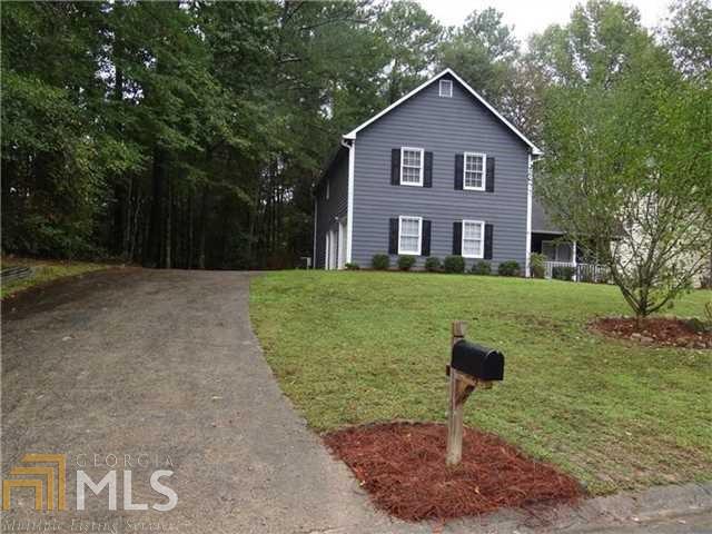 1848 Edington Road Southwest, Unit 44 Marietta, GA 30064 - Photo 1 of 1 Spacious split-level located in cul de sac area in great family neighborhood. 3 bedrooms, 2 1/2 baths with a bonus room/office on main level. Screened porch overlooks private, fenced backyard