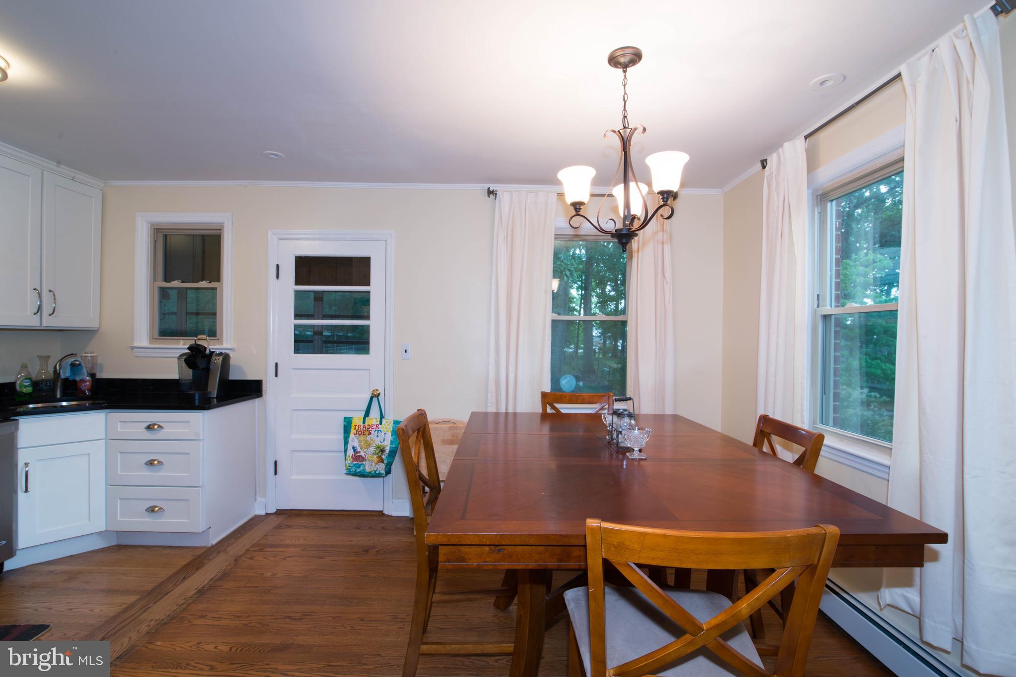 6616 Livingston Road Oxon Hill, MD 20745 - Photo 11 of 35 Dining Room