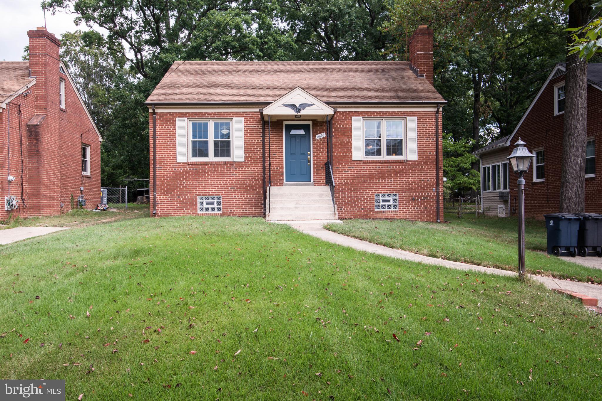 6616 Livingston Road Oxon Hill, MD 20745 - Photo 3 of 35 Front