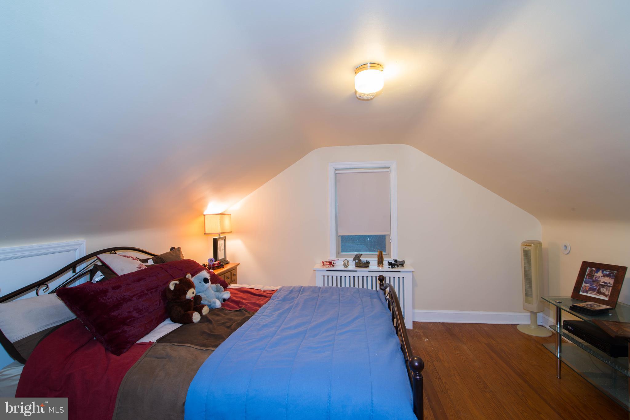 6616 Livingston Road Oxon Hill, MD 20745 - Photo 24 of 35 Bedroom