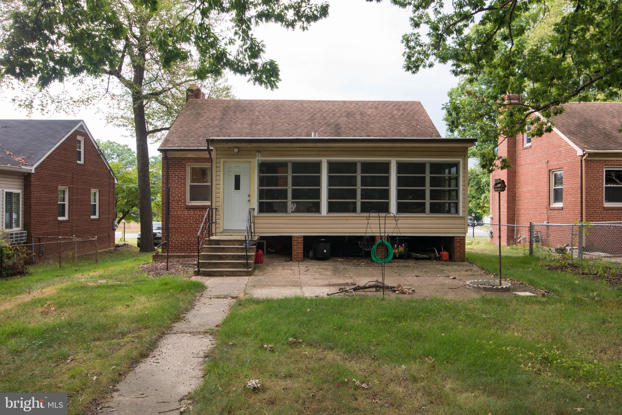 6616 Livingston Road Oxon Hill, MD 20745 - Photo 32 of 35 Rear