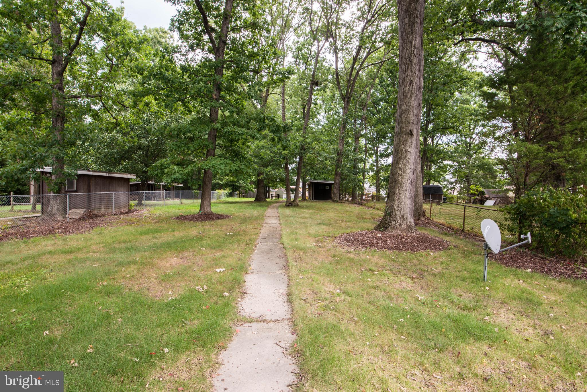 6616 Livingston Road Oxon Hill, MD 20745 - Photo 35 of 35 Yard