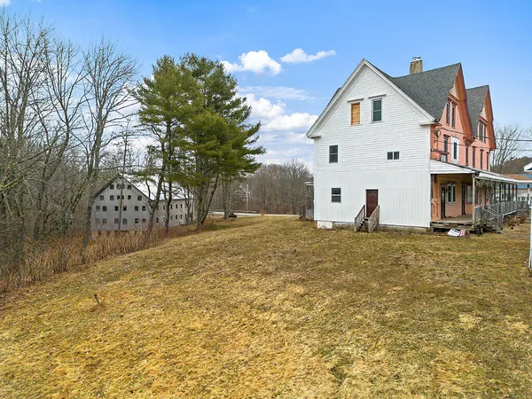 $599,900 | 1135 East Pittston Road, Pittston, ME 04345