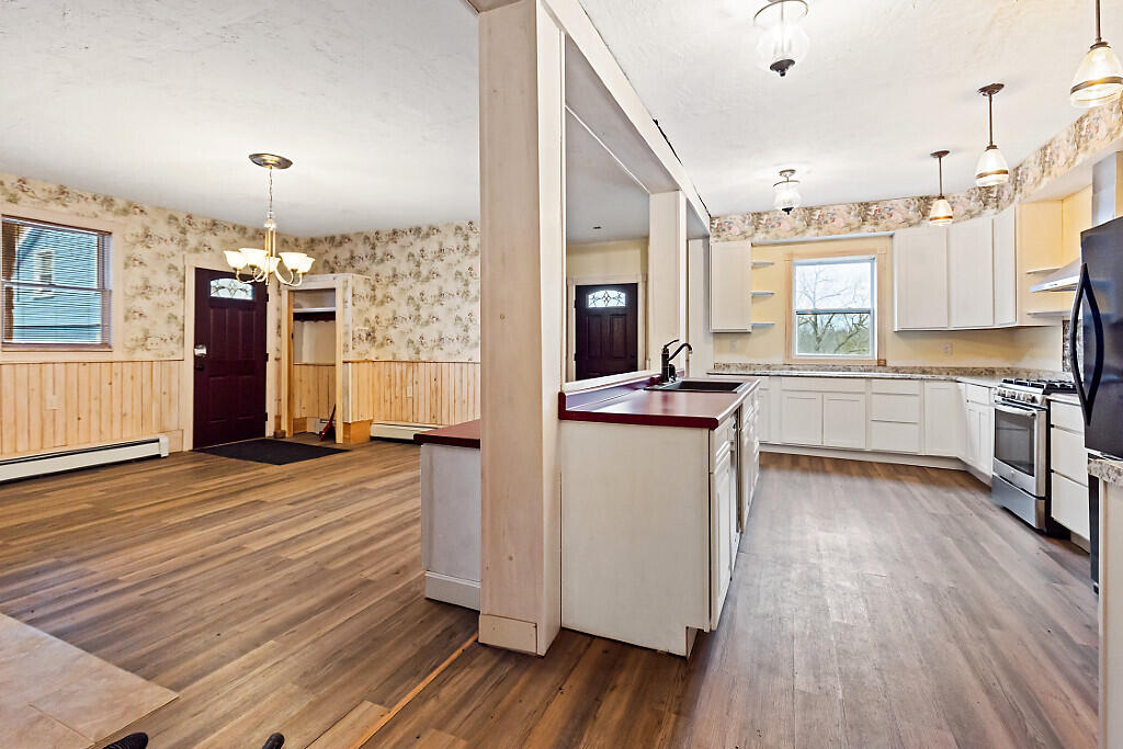 1135 East Pittston Road Pittston, ME 04345 - Photo 15 of 111 45_BP5A1443_DxO_mls