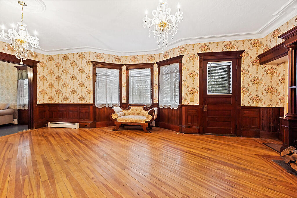 1135 East Pittston Road Pittston, ME 04345 - Photo 17 of 111 47_BP5A1437_DxO_mls