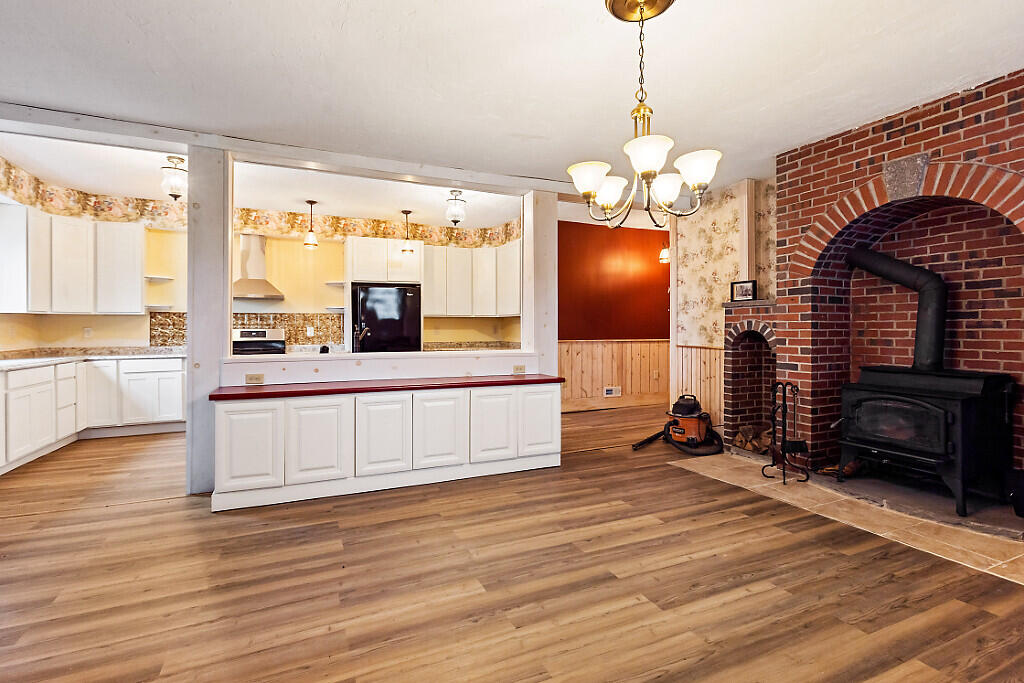 1135 East Pittston Road Pittston, ME 04345 - Photo 9 of 111 36_BP5A1470_DxO_mls