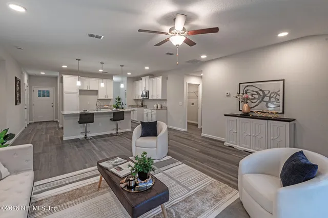 $319,900 | 13748 Coman Road, Jacksonville, FL 32218