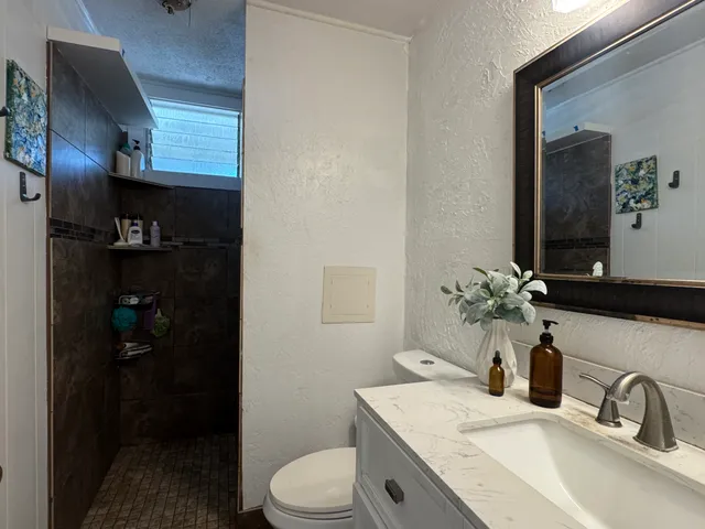 $1,100,000 | 77-6488 Maile Street, Kailua-Kona, HI 96740