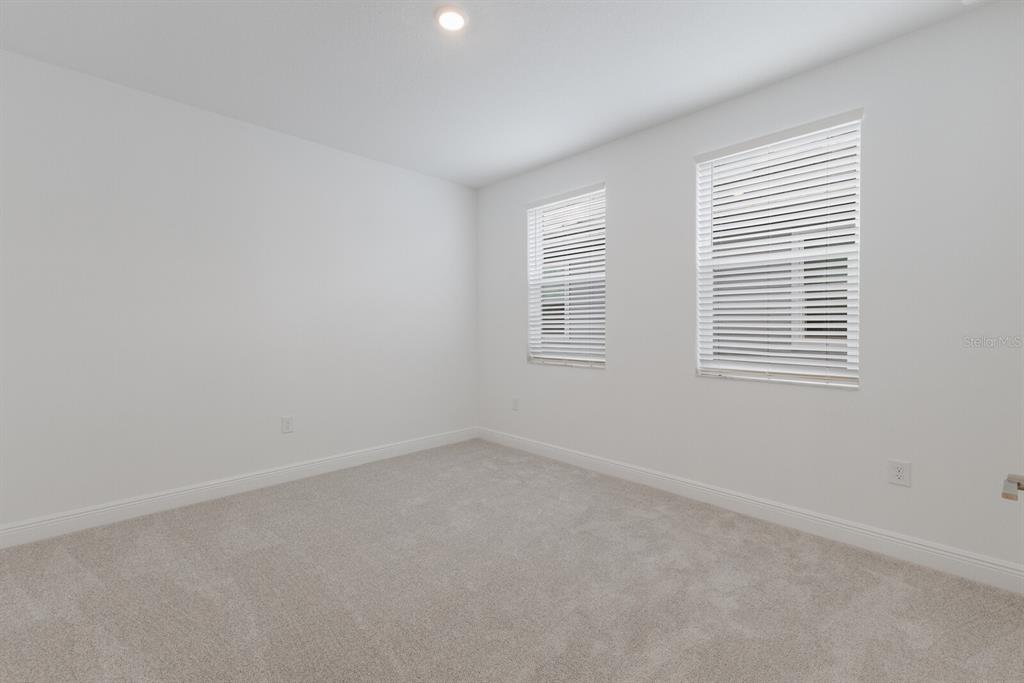 4611 Sweet Retreat Run Lakewood Ranch, FL 34211 - Photo 27 of 37 an empty room with a window