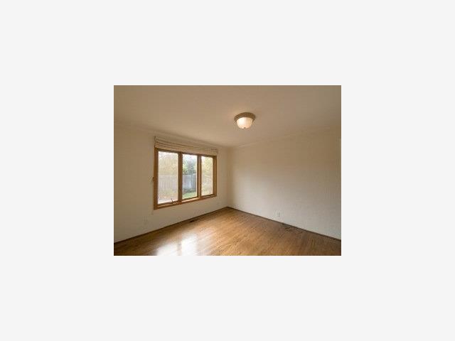 3194 Ross Road Palo Alto, CA 94303 - Photo 4 of 9 a picture of a bench in a room