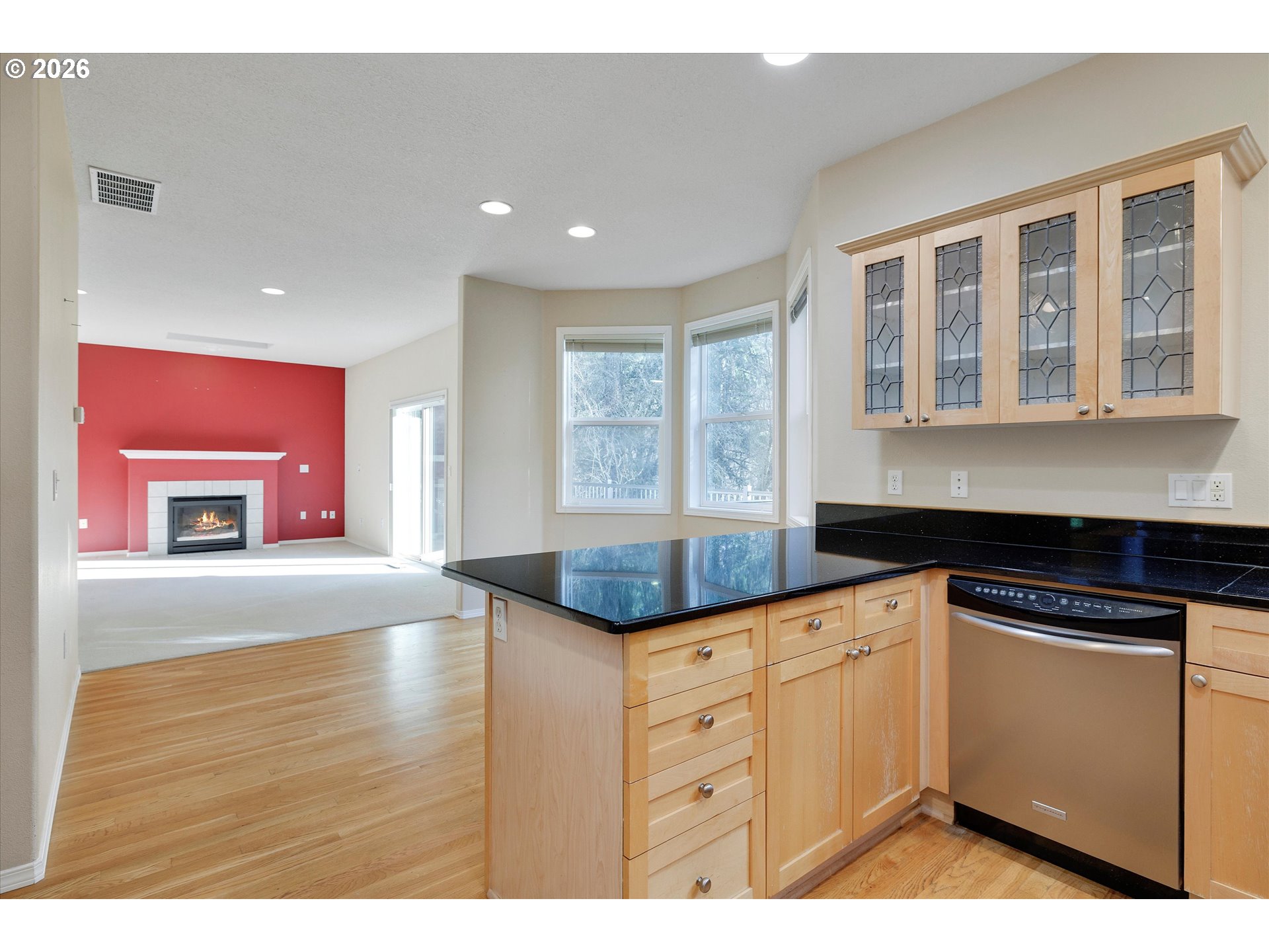 4402 Southwest Palatine Street Portland, OR 97219 - Photo 12 of 36