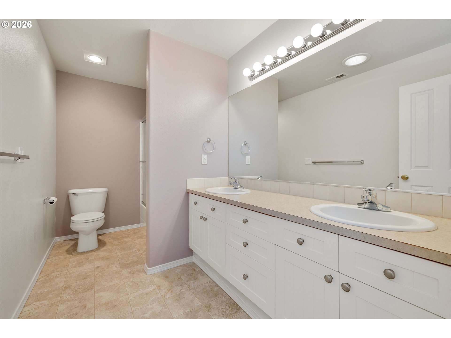 4402 Southwest Palatine Street Portland, OR 97219 - Photo 25 of 36