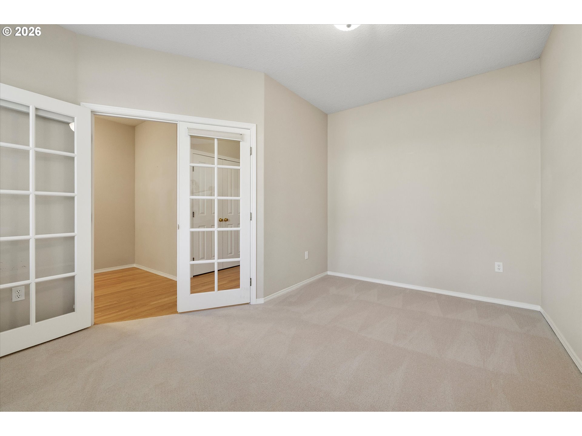 4402 Southwest Palatine Street Portland, OR 97219 - Photo 7 of 36