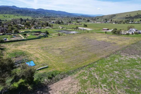 a view of outdoor space with mountain view