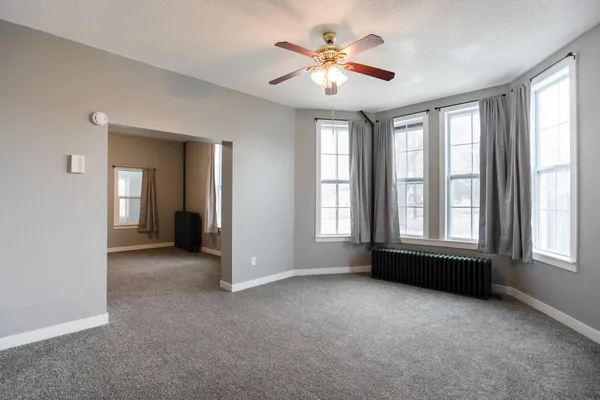 $185,000 | 407 Avon Street, La Crosse, WI 54603