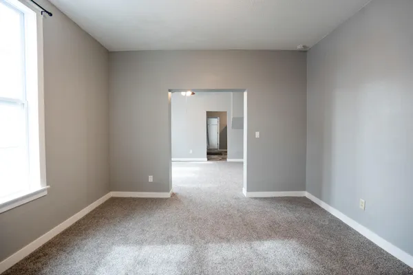 $185,000 | 407 Avon Street, La Crosse, WI 54603