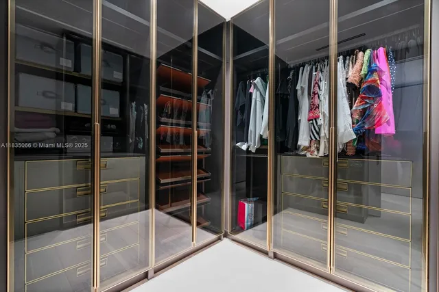 $10,900,000 | 18555 Collins Avenue, Unit 2701, Sunny Isles Beach, FL 33160