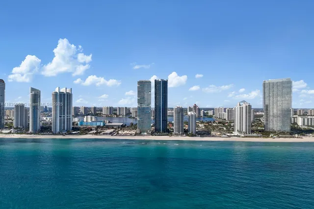 $10,900,000 | 18555 Collins Avenue, Unit 2701, Sunny Isles Beach, FL 33160