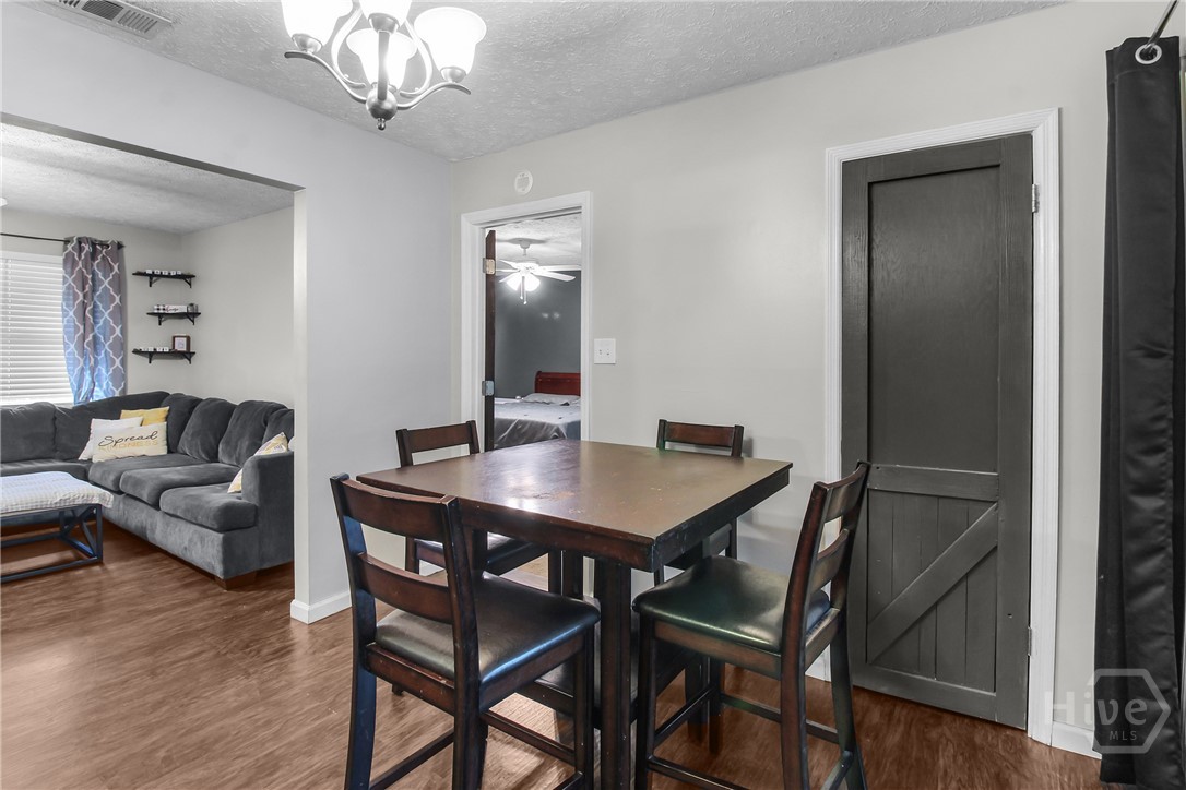 302 Tunnel Road Springfield, GA 31329 - Photo 12 of 41 Dining Area